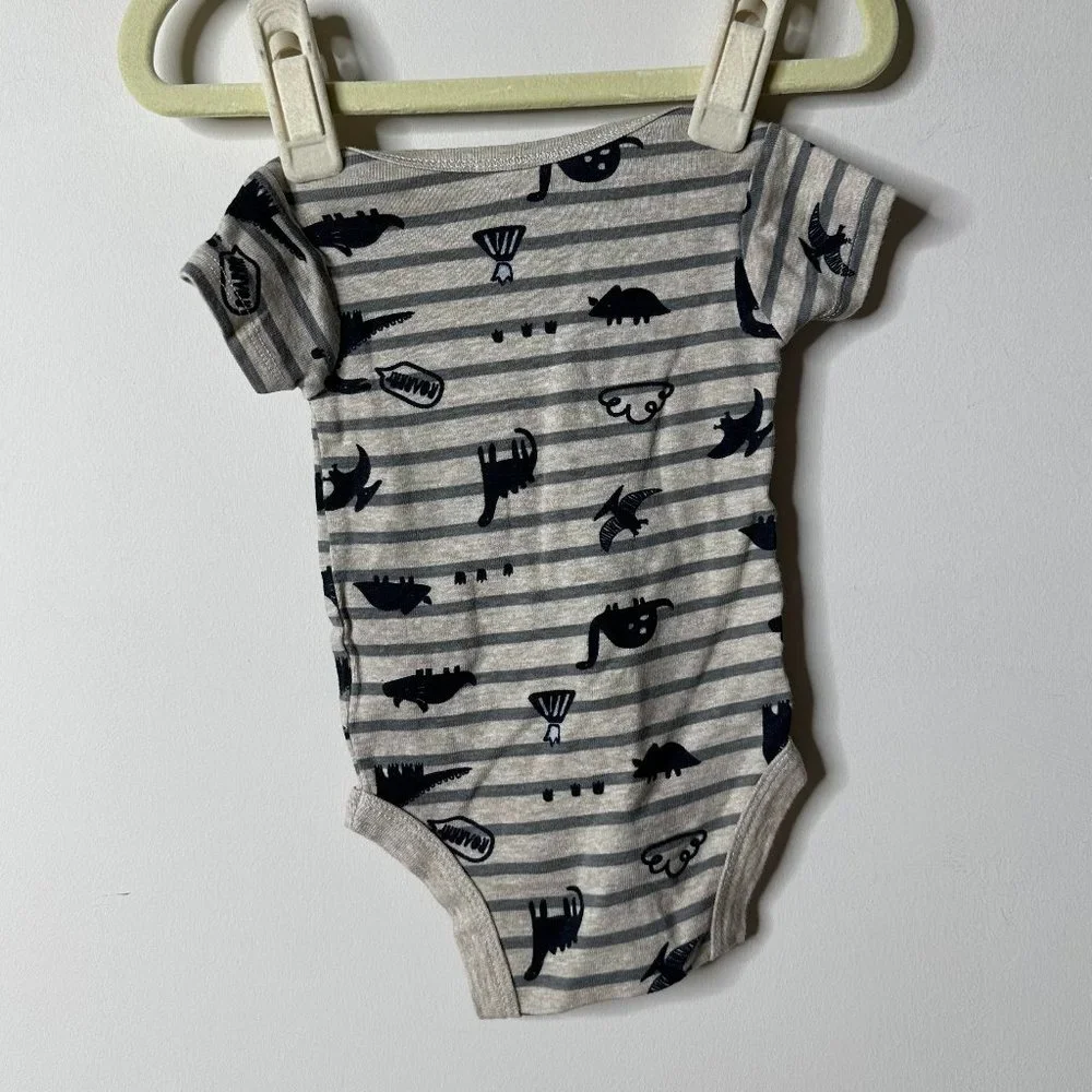 Gerber Organic Cotton Dinosaur Onesie 0-3 Months - Picture 2 of 3